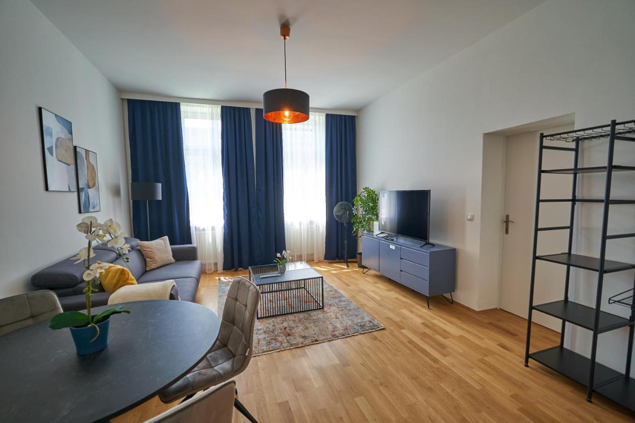 Trendy Apartment 2 Zimmer Zentral Gelegen Вена Экстерьер фото